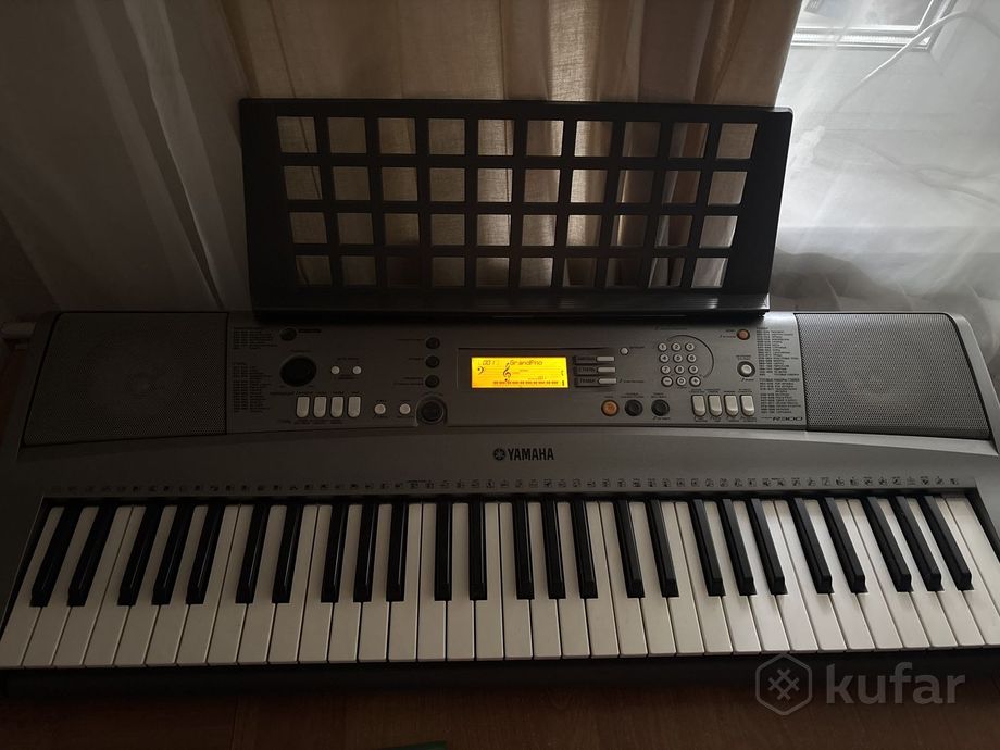 Синтезатор yamaha PSR R300