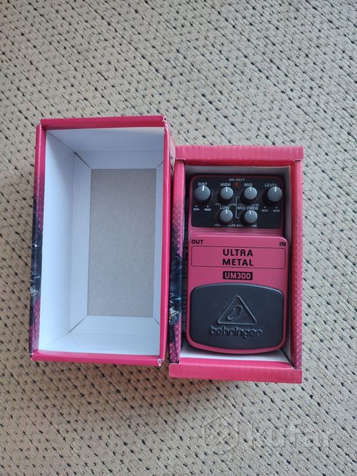 Behringer Ultra metal UM 300