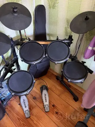 Alesis nitro mesh kit