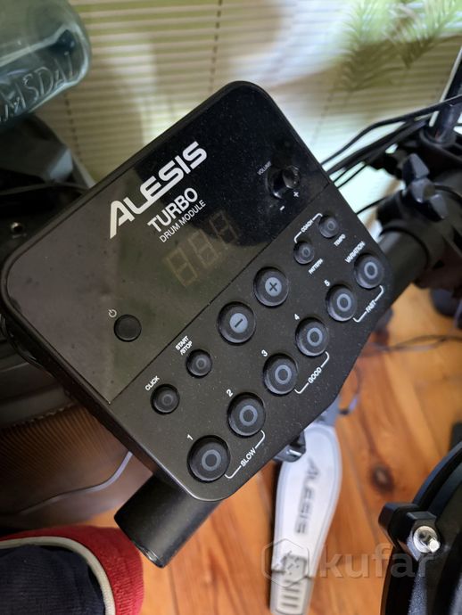 Alesis nitro mesh kit — фото 3