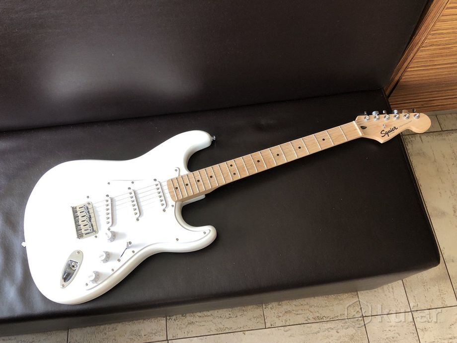 Squier by Fender Sonic Stratocaster — фото 2