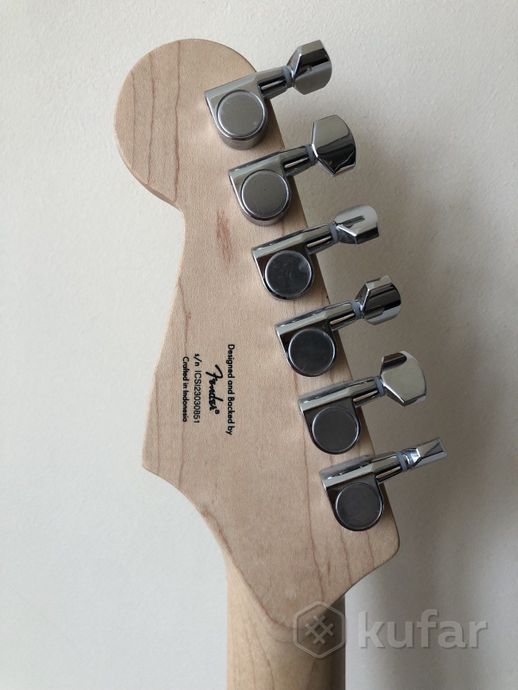 Squier by Fender Sonic Stratocaster — фото 3