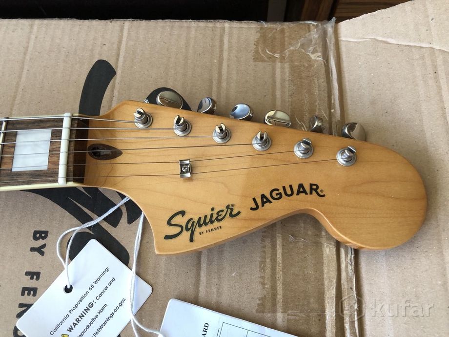 Squier Classic Vibe CV 70s Jaguar BK — фото 4