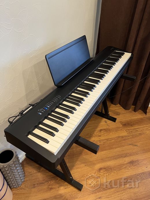 Цифровое пианино Roland FP-30X + стойка Soundking — фото 2