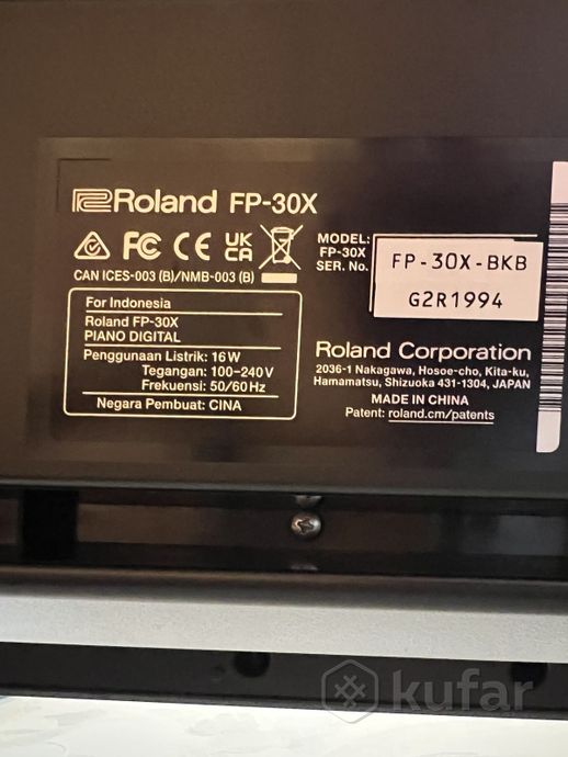 Цифровое пианино Roland FP-30X + стойка Soundking — фото 9