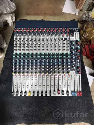 Микшерный пульт Soundcraft gb2 12/2