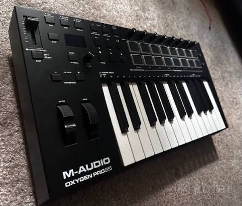 MIDI клавиатура M-Audio Oxygen Pro 25, миди — фото 1