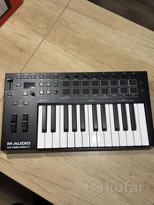 MIDI клавиатура M-Audio Oxygen Pro 25, миди — фото 3