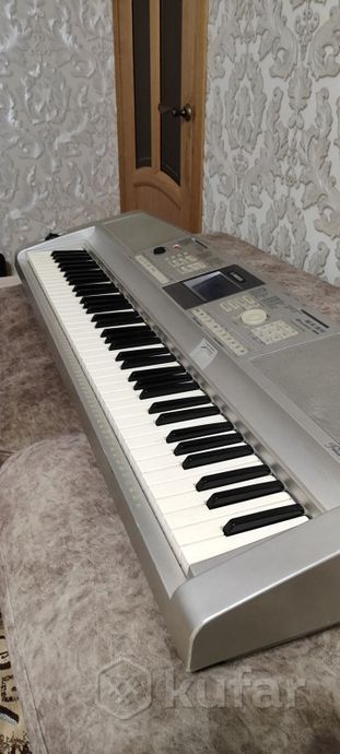 Синтезатор Yamaha Portable Grand DGX-305 — фото 1