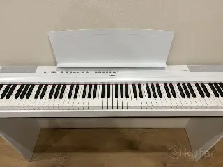 Цифровое фортепиано YAMAHA P-125