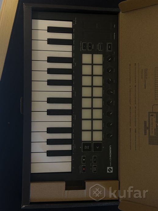 Midi клавиатура launchkey mk3 — фото 3
