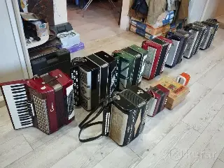 Аккордеон,гармонь,баяны,кофры