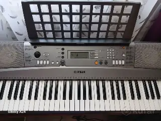 Синтезатор Yamaha PSR-R300