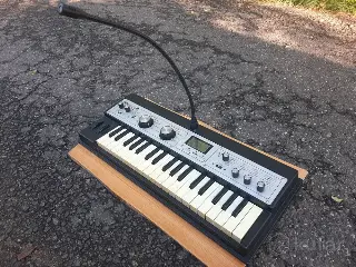 Синтезатор/вокодер Korg microkorg XL (VA)
