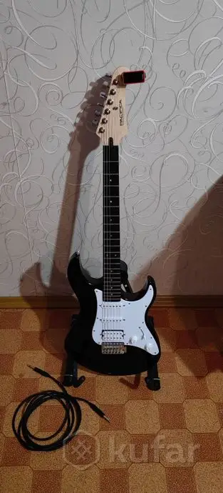 электрогитара Yamaha Pacifica 112J