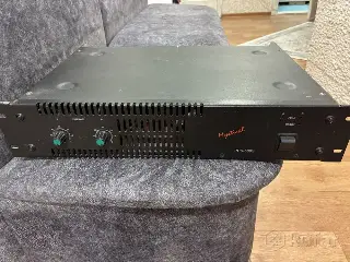 Усилитель 2х250 ват