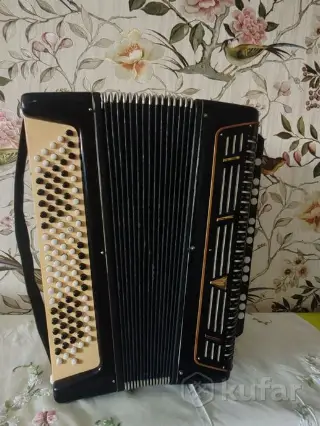 Баян