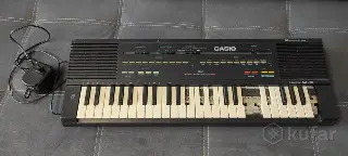 Клавишный синтезатор Casio Casiotone MT-240