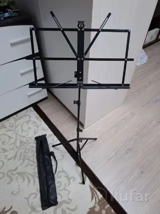Пюпитр, подставка для нот.