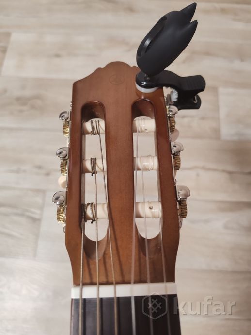 Классическая гитара Yamaha C40 — фото 4