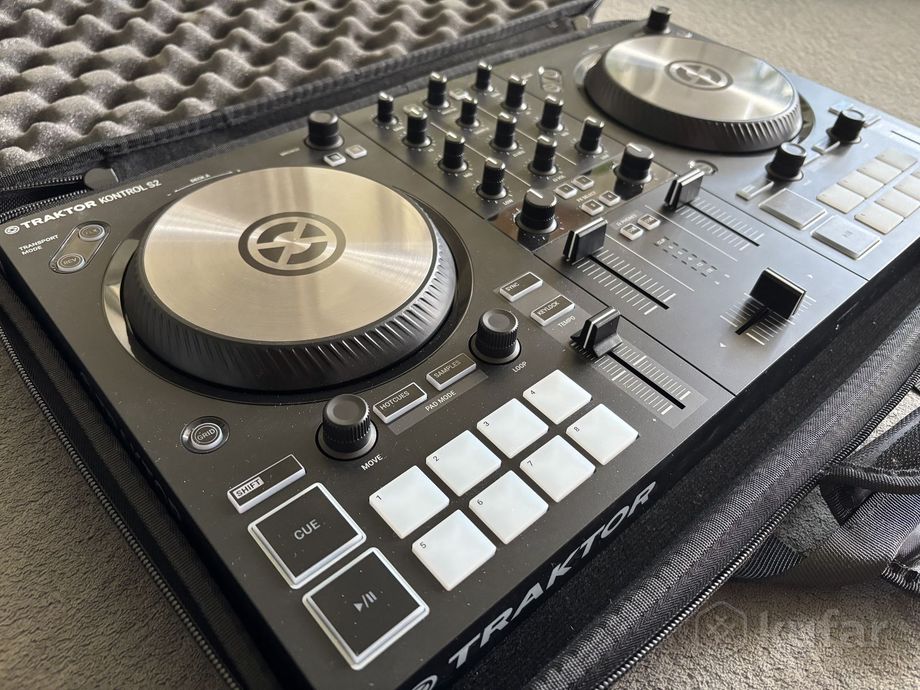 Контроллер NI Traktor S2 mk3 — фото 1