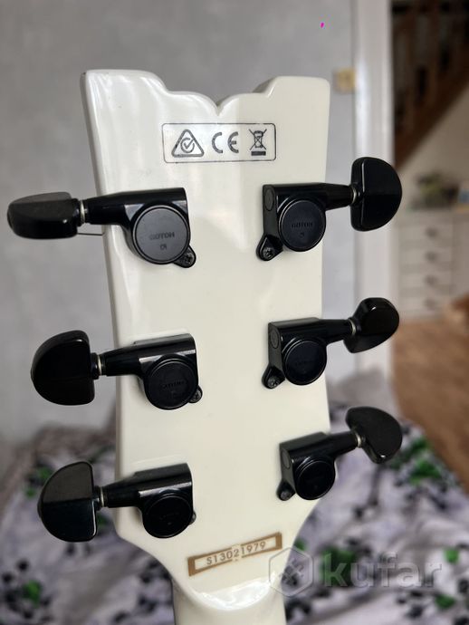 Электрогитара Ibanez ARZ 300 WH Artist series — фото 4
