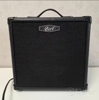 Комбоусилитель Gort CM20B