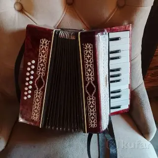 Баян