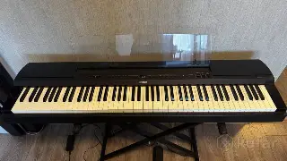 Yamaha p-255+стойка и чехол