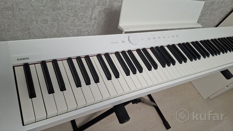 Цифровое фортепиано Casio — фото 1