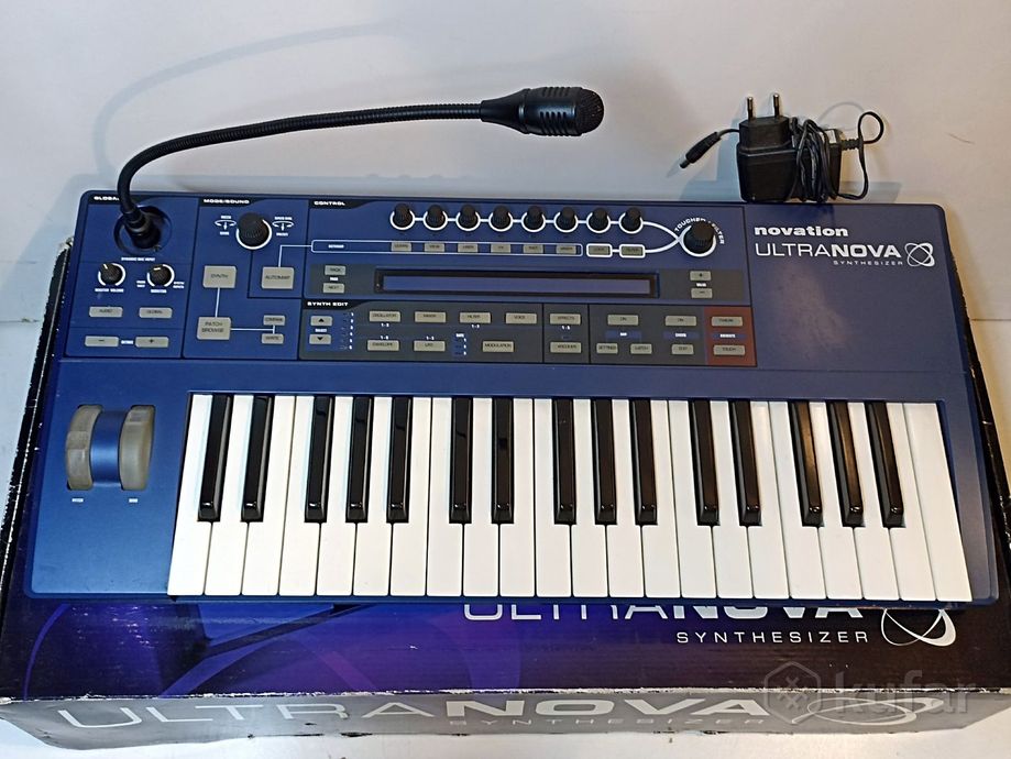 Синтезатор Novation UltraNova и миди-клавиатура — фото 2
