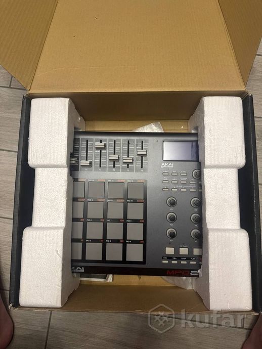 MIDI-контроллер AKAI Professional MPD26 — фото 3
