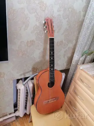 Гитара акустическая