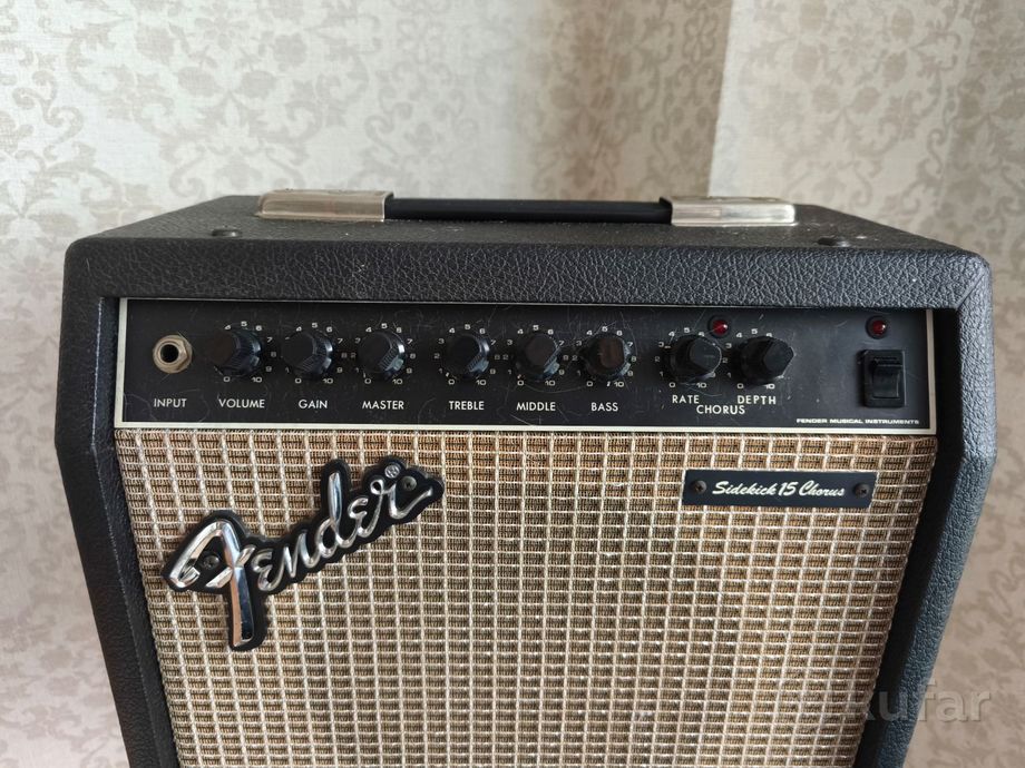 Fender sidekick chorus 15 гитарный усилитель — фото 2