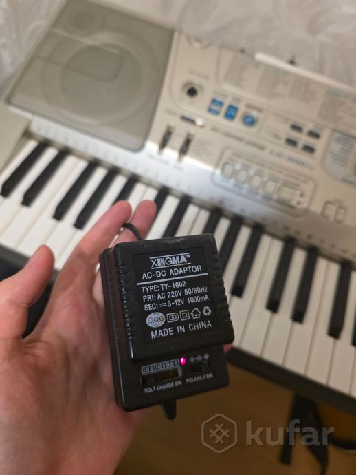 Синтезатор Casio LK-300TV со стойкой — фото 7