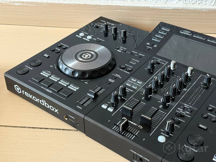 DJ контроллер Pioneer XDJ-RR All in one — фото 4