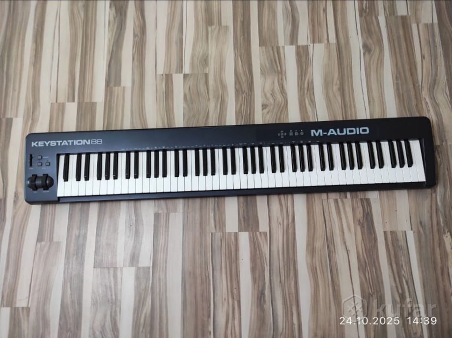 M-Audio Keystation 88 MK2 — фото 1