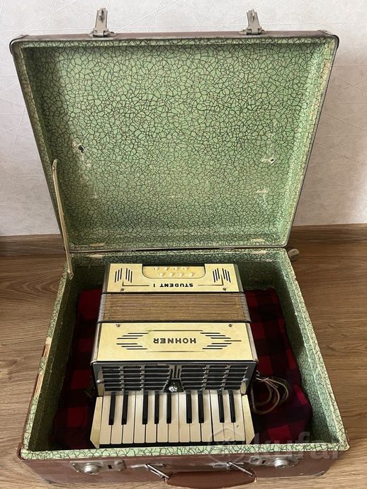 Аккордеон Hohner Student 1 — фото 2