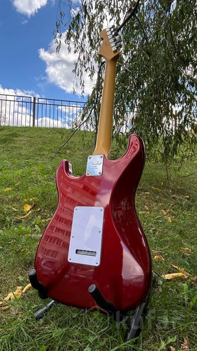 Электрогитара Fender Stratocaster Standard — фото 2