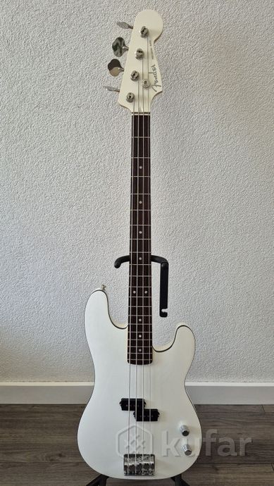 Fender Aerodyne Special Precision Bass — фото 1