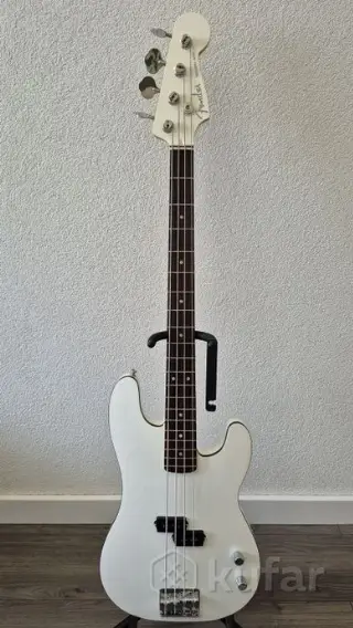 Fender Aerodyne Special Precision Bass