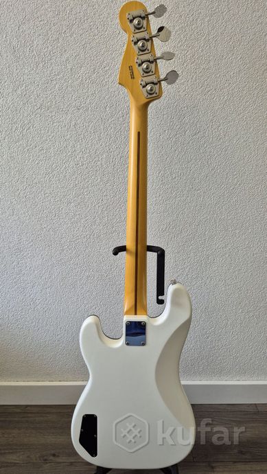 Fender Aerodyne Special Precision Bass — фото 4