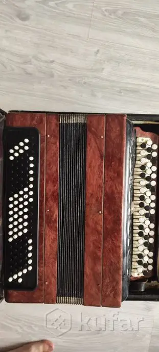 Баян