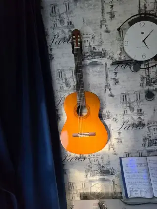 ТОРГ YAMAHA CM 40 Классическая гитара + КОМПЛЕКТ