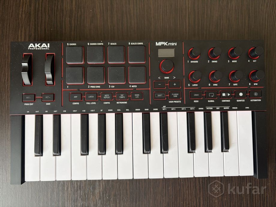MIDI-клавиатура Akai MPK Mini 4 — фото 1