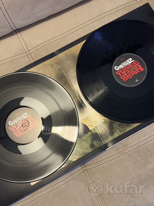 винил gorillaz,plastic beach — фото 2