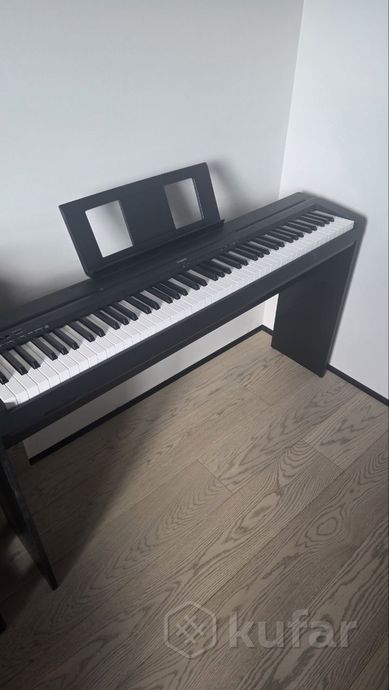 Цифровое пианино Yamaha P-45B со стойкой Lut-Y-45W