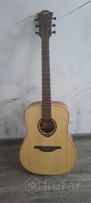 Акустическая гитара LAG T70D, полумассив
