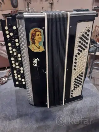 музыкальный инструмент.
