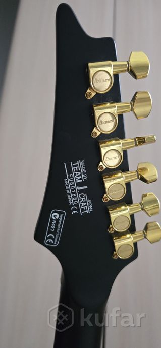 Электрогитара Ibanez — фото 3